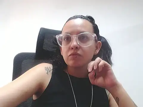 dalila macherano1 online show from September 26, 5:20 pm