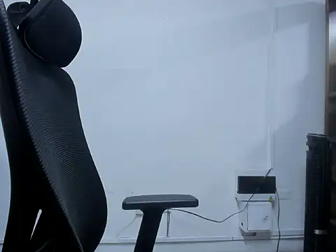 Snapshot of dalila_macherano1 chatting on November 10, 10:48 pm dalila macherano1 online show from November 10, 10:48 pm