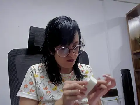 dalila macherano1 online show from September 17, 10:12 pm