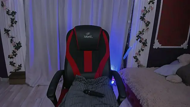 -Seava online show from November 14, 6:22 pm