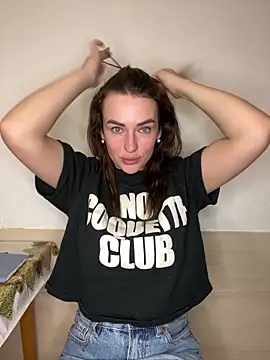 MandiBrooks online show from February 11, 5:02 pm