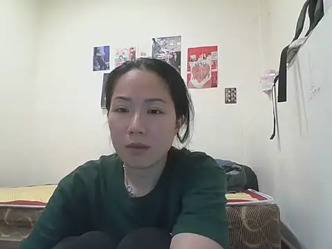 Snapshot of candy00009 chatting on April 5, 3:08 pm candy00009 online show from April 5, 3:08 pm