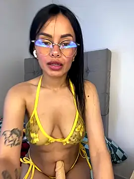 Melissa coch online show from November 14, 7:06 pm