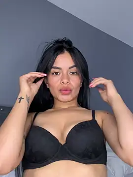 Melissa coch online show from February 11, 9:03 pm