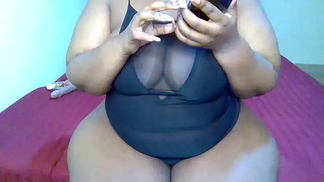 Snapshot of ThickByNature chatting on September 25, 1:55 am ThickByNature online show from September 25, 1:55 am