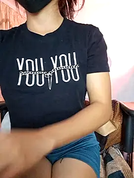 Snapshot of Scarlet-medina1 chatting on June 11, 10:23 am Scarlet-medina1 online show from June 11, 10:23 am