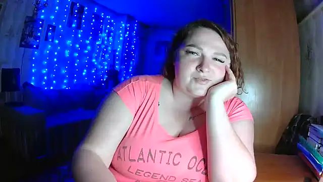 Snapshot of AngelQSky chatting on June 14, 8:32 pm AngelQSky online show from June 14, 8:32 pm