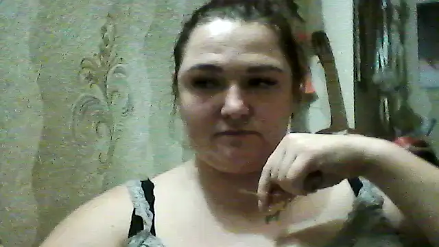 Snapshot of AngelQSky chatting on November 24, 3:34 pm AngelQSky online show from November 24, 3:34 pm