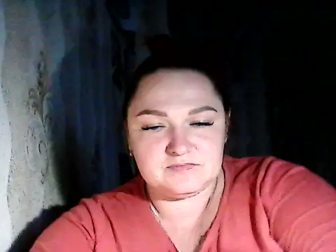 Snapshot of AngelQSky chatting on November 16, 12:54 pm AngelQSky online show from November 16, 12:54 pm