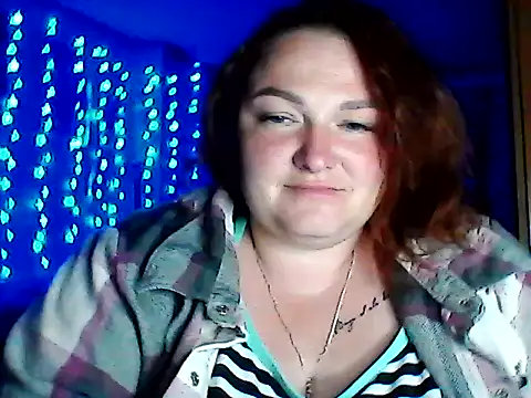 Snapshot of AngelQSky chatting on June 3, 7:51 pm AngelQSky online show from June 3, 7:51 pm