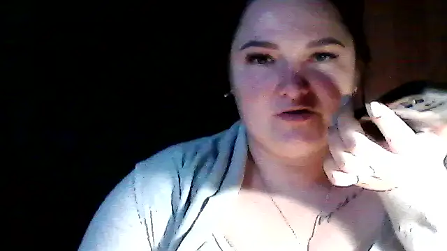 Snapshot of AngelQSky chatting on November 23, 1:10 pm AngelQSky online show from November 23, 1:10 pm