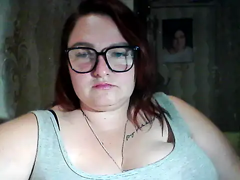 Snapshot of AngelQSky chatting on October 26, 6:52 pm AngelQSky online show from October 26, 6:52 pm