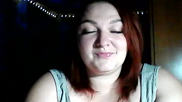 Snapshot of AngelQSky chatting on December 3, 5:01 pm AngelQSky online show from December 3, 5:01 pm