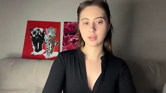 StellarAlice online show from April 2, 3:08 pm