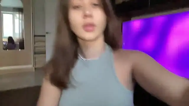 StellarAlice online show from November 26, 10:15 am