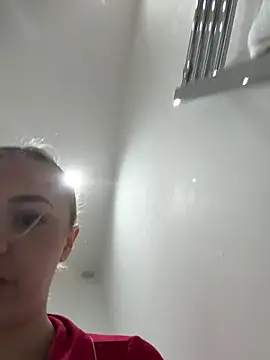 cutietootie02 online show from December 21, 2:24 am