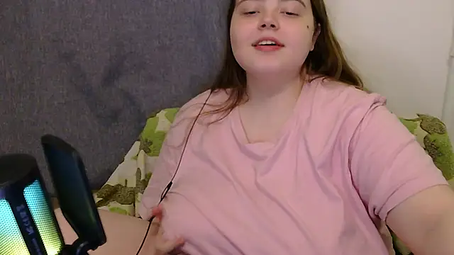 brattyprincessemma online show from November 8, 7:06 pm