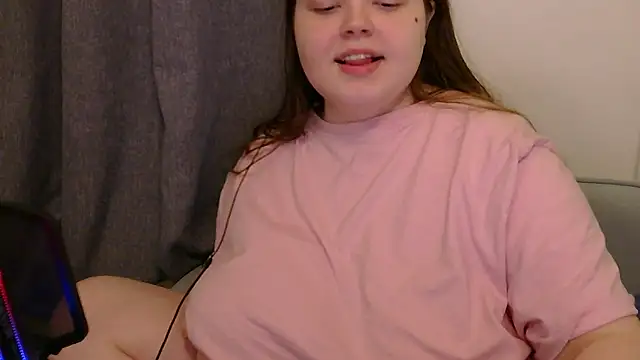 brattyprincessemma online show from January 16, 6:23 pm