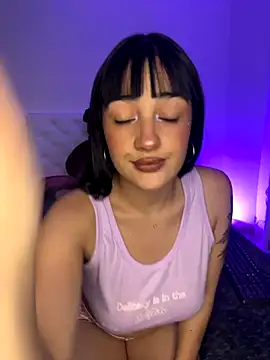 Snapshot of kylie444_ chatting on September 9, 11:03 pm kylie444 online show from September 9, 11:03 pm