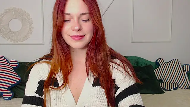 Snapshot of Little_melodyy chatting on September 25, 8:48 pm Little melodyy online show from September 25, 8:48 pm