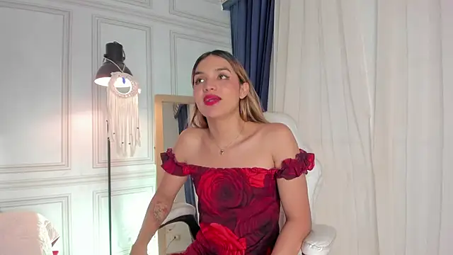 Snapshot of Doll_Isa_ chatting on November 27, 7:25 pm Doll Isa online show from November 27, 7:25 pm