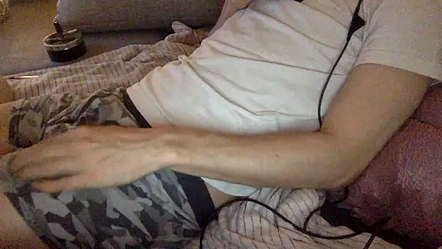 Breezydicksn online show from November 2, 6:35 pm