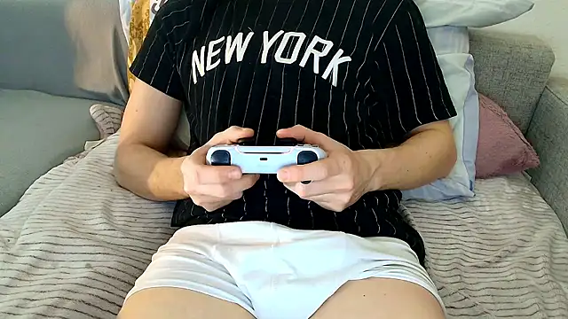 Breezydicksn online show from January 8, 5:52 pm