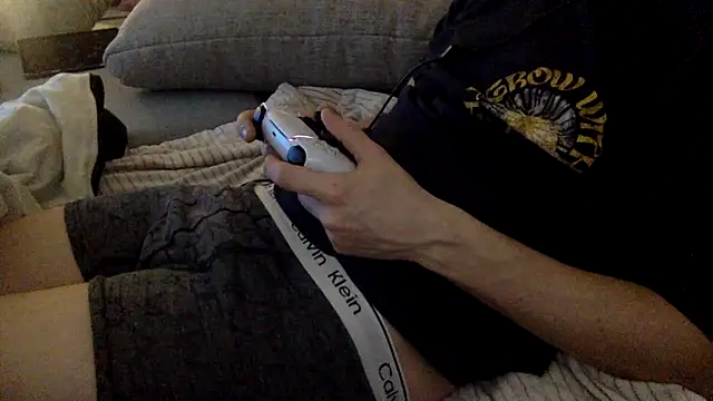 Breezydicksn online show from November 8, 5:11 am