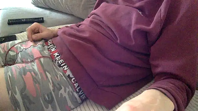 Breezydicksn online show from November 17, 2:10 pm