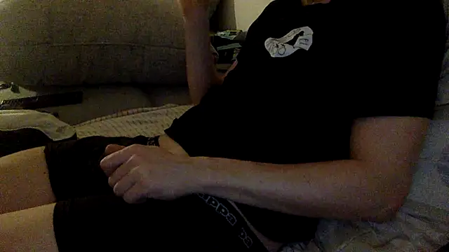 Breezydicksn online show from November 10, 9:53 pm