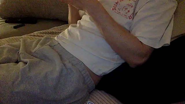 Breezydicksn online show from November 22, 9:35 pm