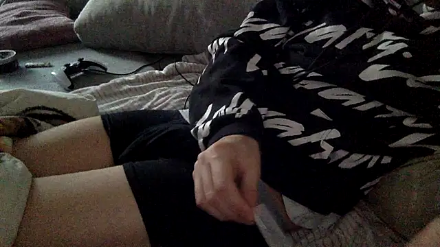 Breezydicksn online show from October 28, 3:44 pm