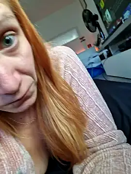 Snapshot of NibbleSweetie chatting on October 11, 1:23 pm NibbleSweetie online show from October 11, 1:23 pm