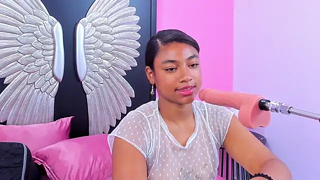 Laraebony  online show from September 27, 1:28 pm