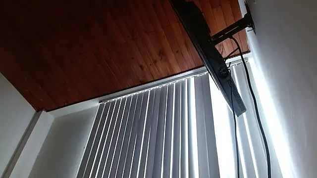 Crystal Star  online show from February 10, 2:38 pm