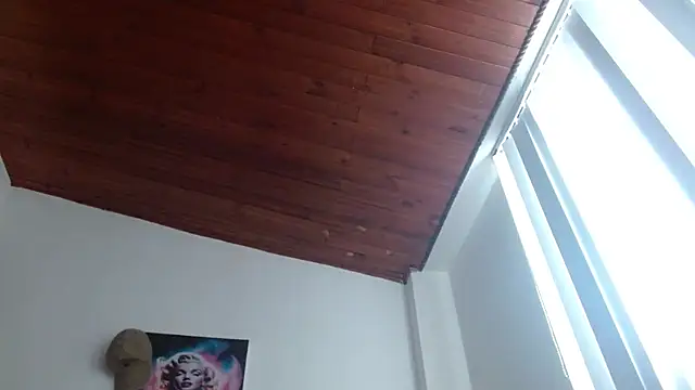 Crystal Star  online show from February 22, 1:02 pm