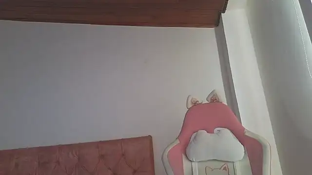 Crystal Star  online show from October 24, 3:22 pm