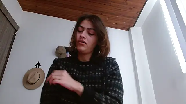 Crystal Star  online show from February 19, 12:35 pm