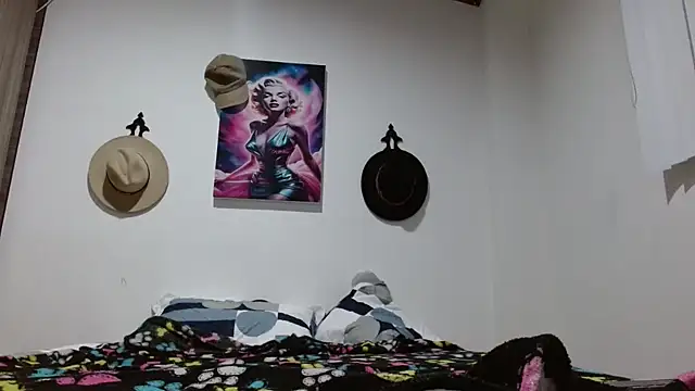 Crystal Star  online show from February 26, 11:49 pm