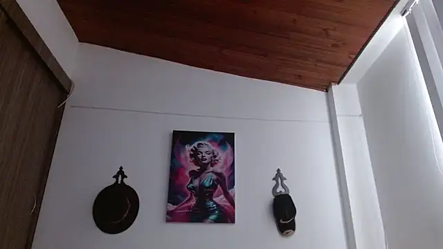 Crystal Star  online show from April 11, 12:31 pm