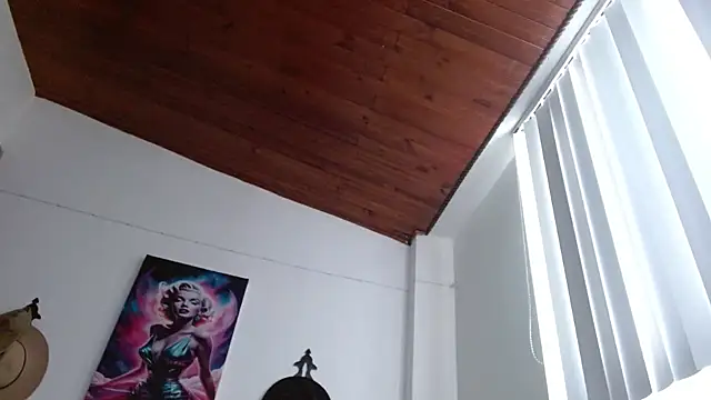 Crystal Star  online show from March 6, 12:00 pm