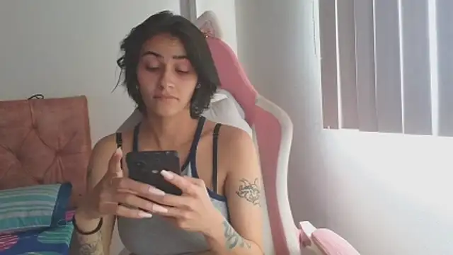 Crystal Star  online show from October 23, 7:34 pm