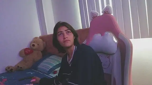 Crystal Star  online show from November 6, 1:26 pm