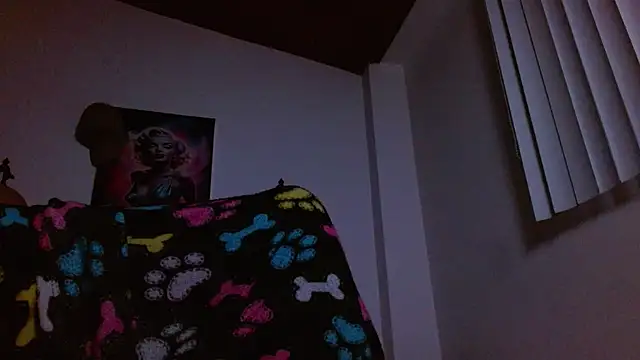 Crystal Star  online show from February 21, 9:00 am