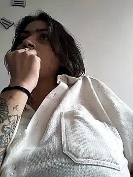 Crystal Star  online show from November 27, 6:41 pm