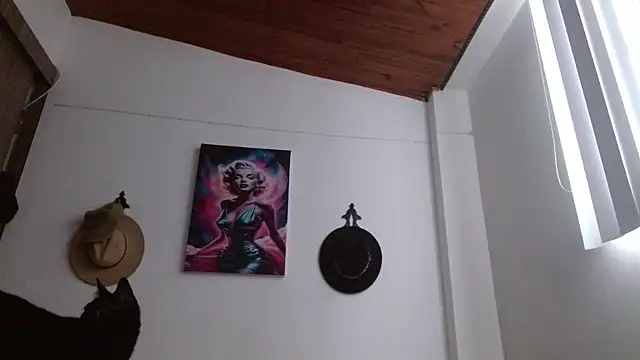 Crystal Star  online show from March 12, 12:42 pm