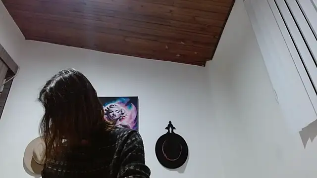 Crystal Star  online show from February 22, 12:57 am