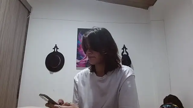 Crystal Star  online show from April 11, 1:57 am