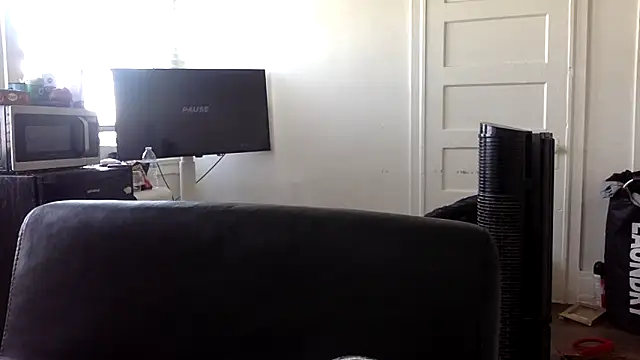 Diodre Benyoon online show from February 26, 8:42 pm