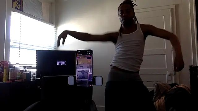 Diodre Benyoon online show from March 22, 11:28 pm